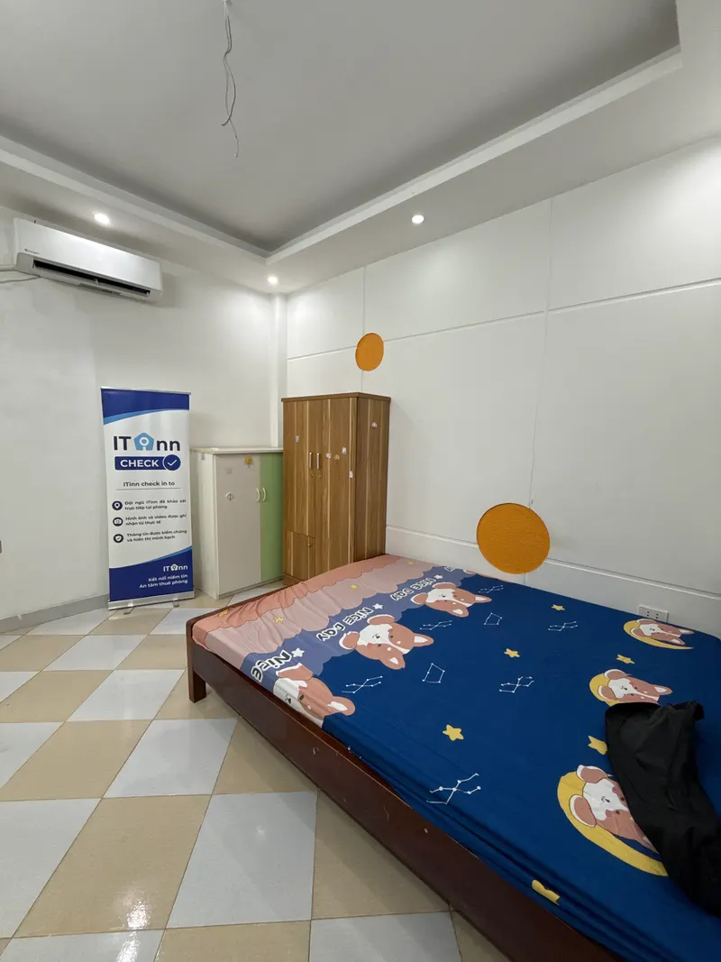 Phòng trọ Phòng trọ - Đường Chùa Láng - Quân Đống Đa - Quận Đống Đa, Thành phố Hà Nội